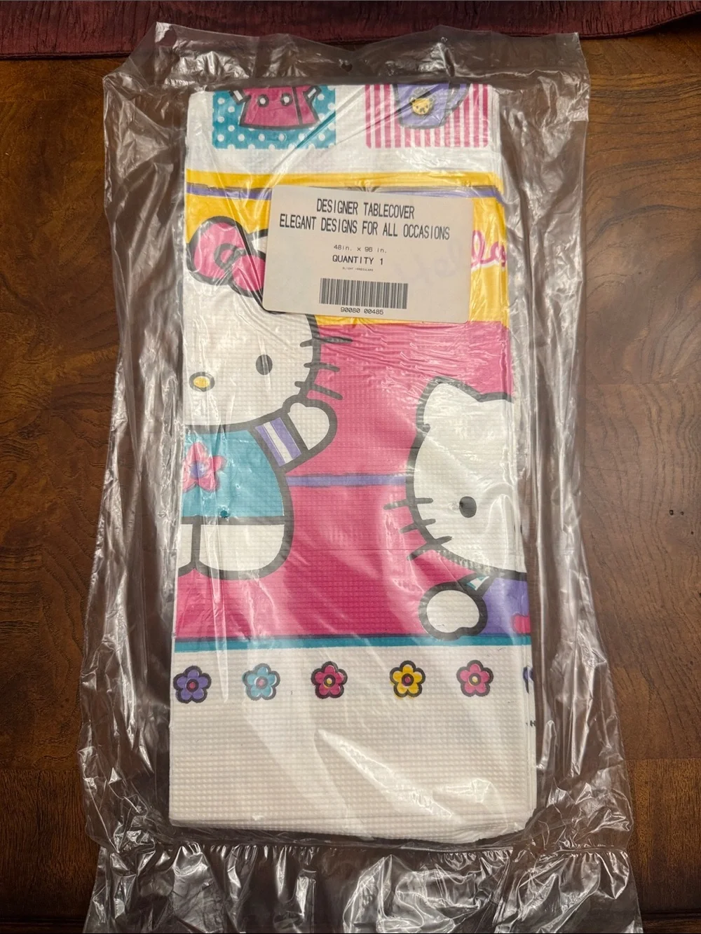 Vintage Hello Kitty Paper Sanrio 1976/2001 Party Tablecloth 48” x 96” NWT